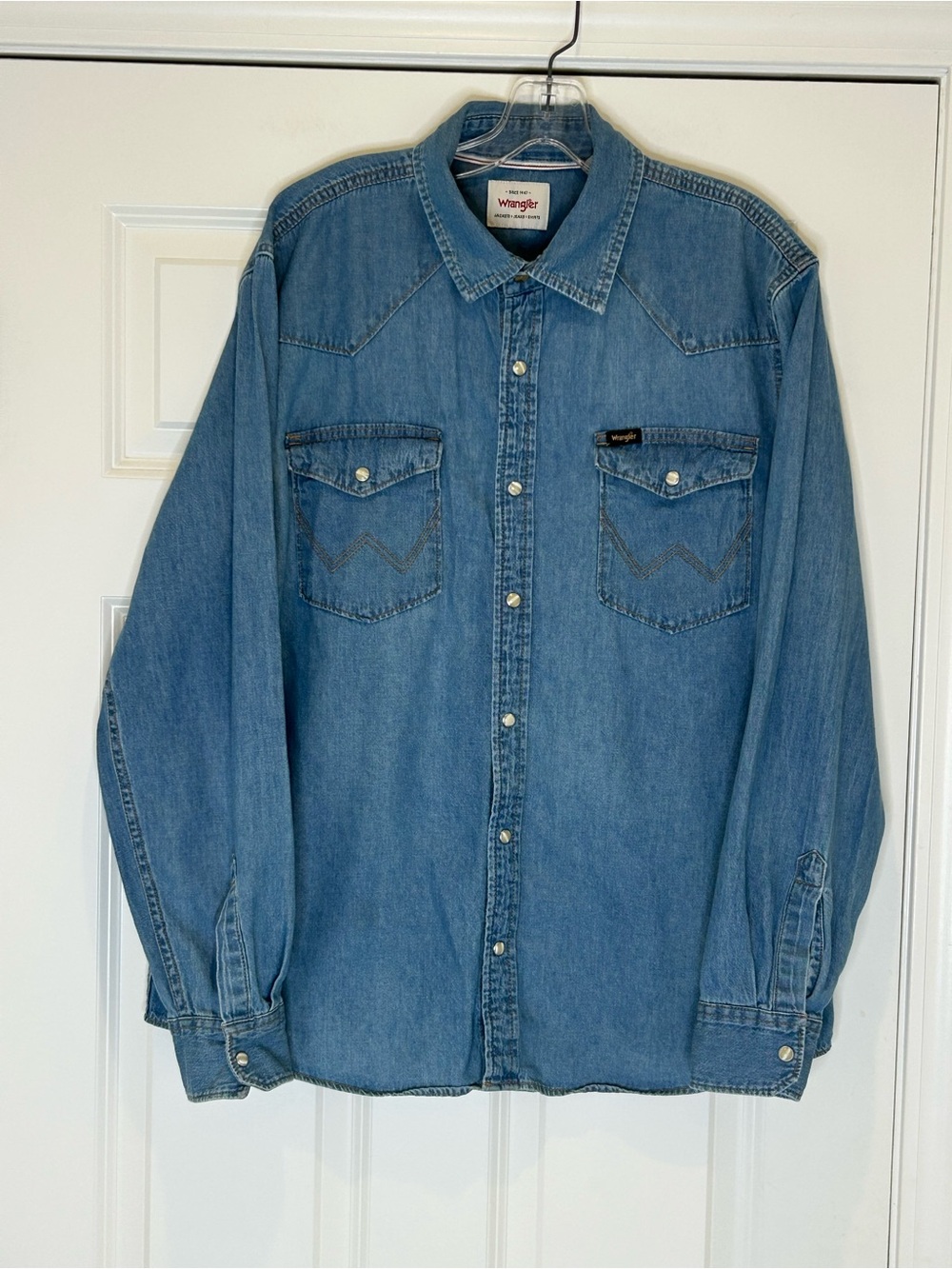 Wrangler Men's Light Blue Denim Pearl Snap Western Shirt Size L